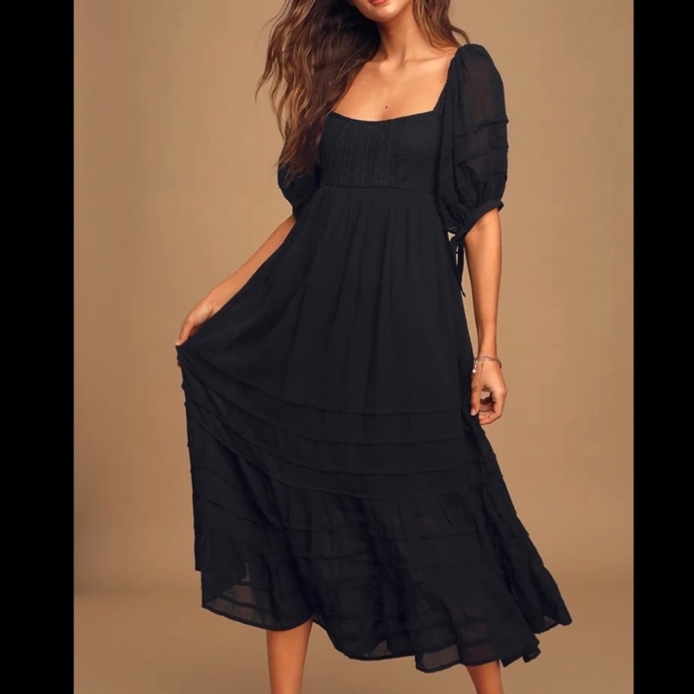 Free People Black Puff Sleeve Backless Midi Dress
Size M